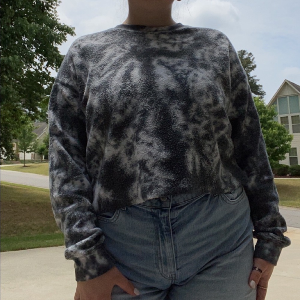 Tie Dye Cropped Sweatshirt